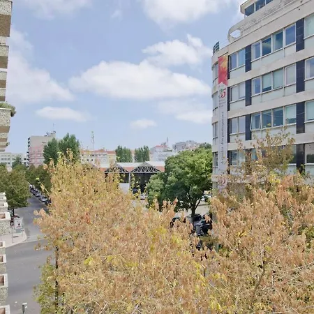 Saldanha Avenida * Lissabon