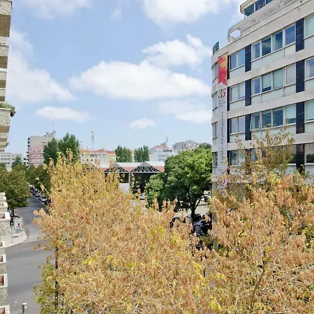 Saldanha Avenida * Lissabon