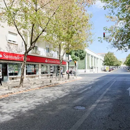 Saldanha Avenida * Lissabon